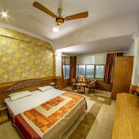 Hotel Solitaire Агра Экстерьер фото