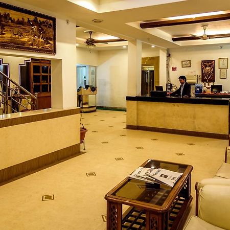 Hotel Solitaire Агра Экстерьер фото