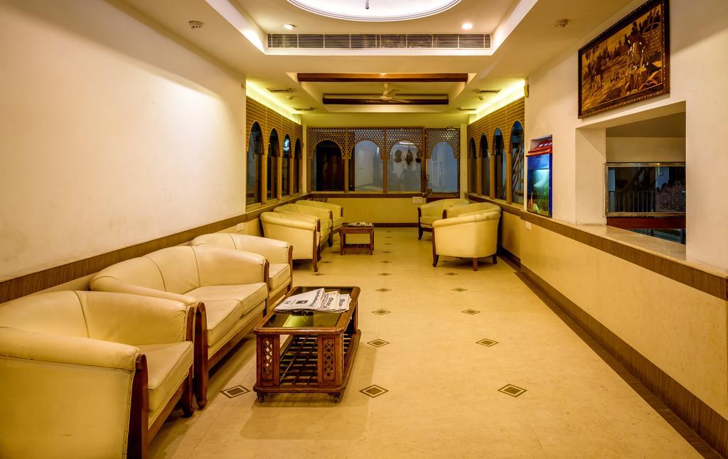 Hotel Solitaire Агра Экстерьер фото