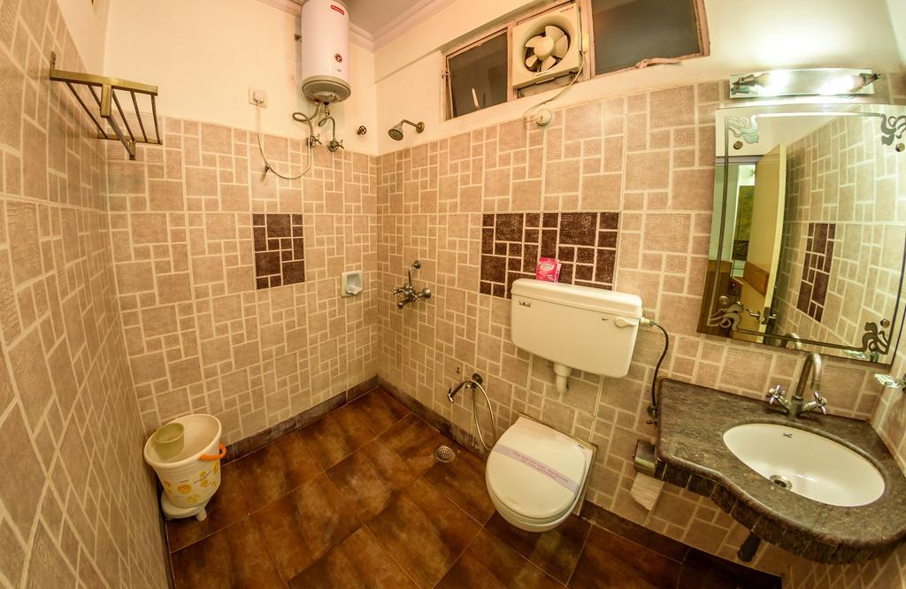 Hotel Solitaire Агра Экстерьер фото